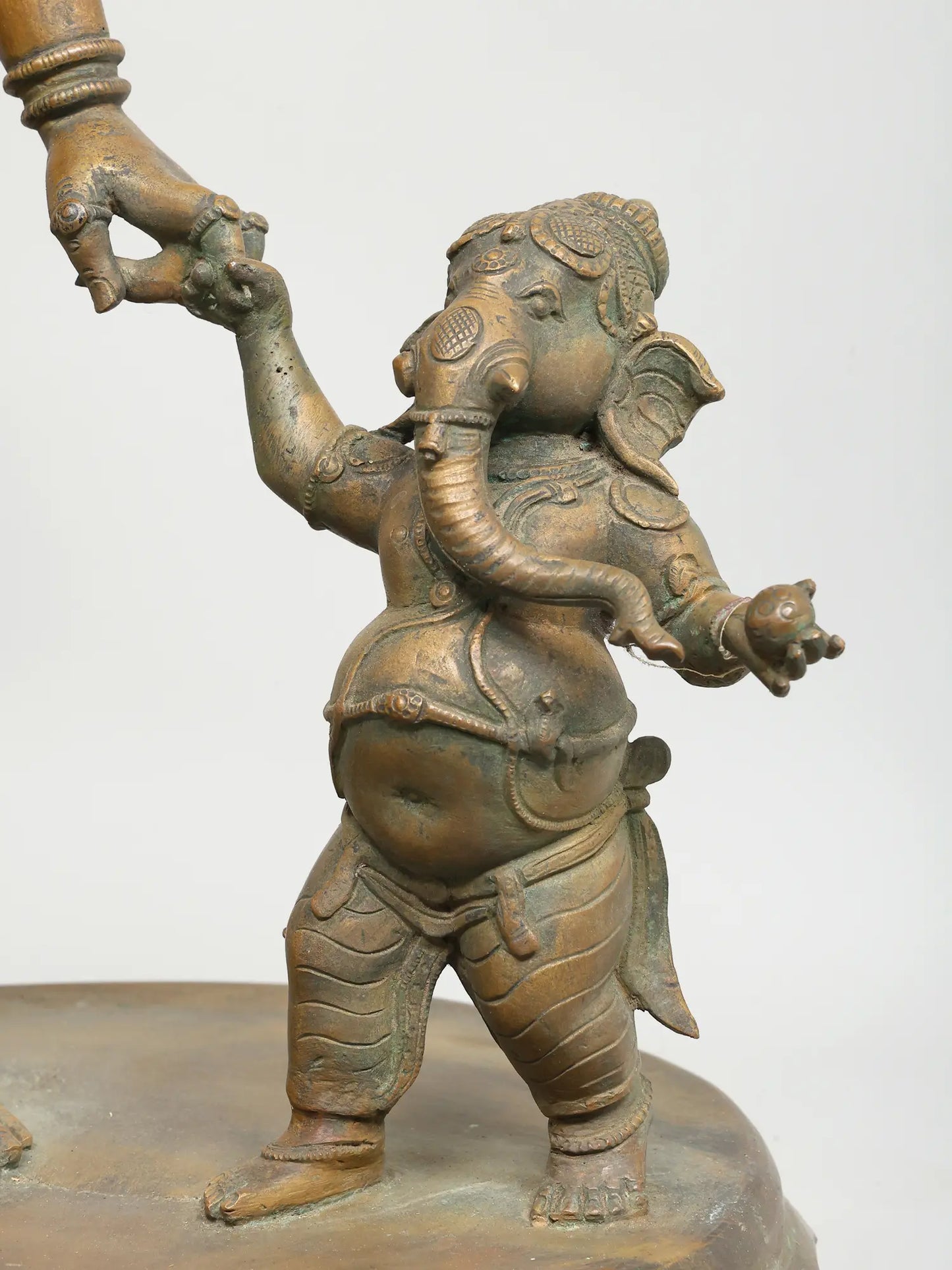 41" Lord Shiva with Family (Lost-Wax) Sculpture | Panchaloha Bronze from Swamimalai
