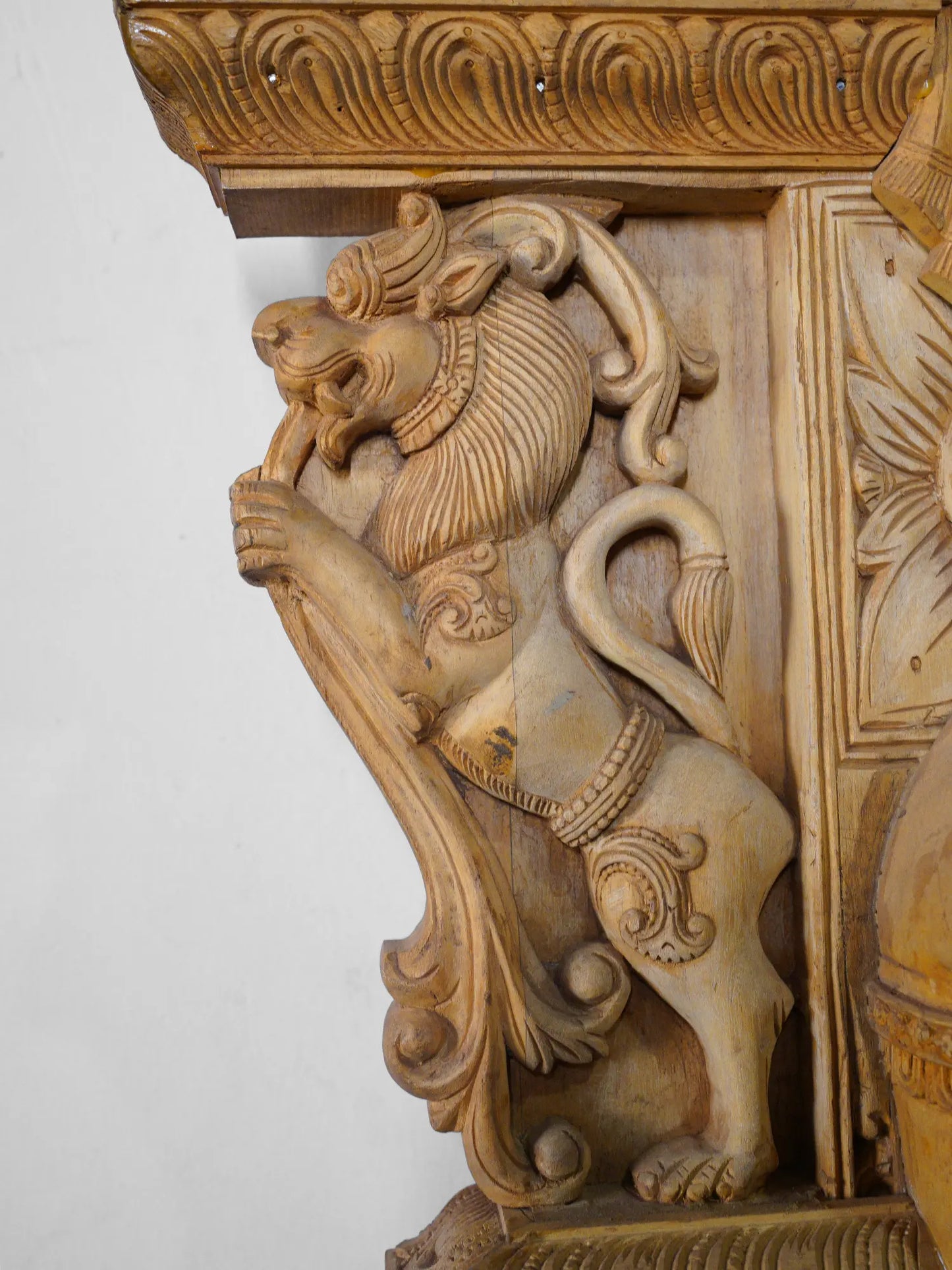 126" Four armed Lord Ganesha Seated with Kirtimukha Throne | Wood Carved Statue | Shipped by Sea