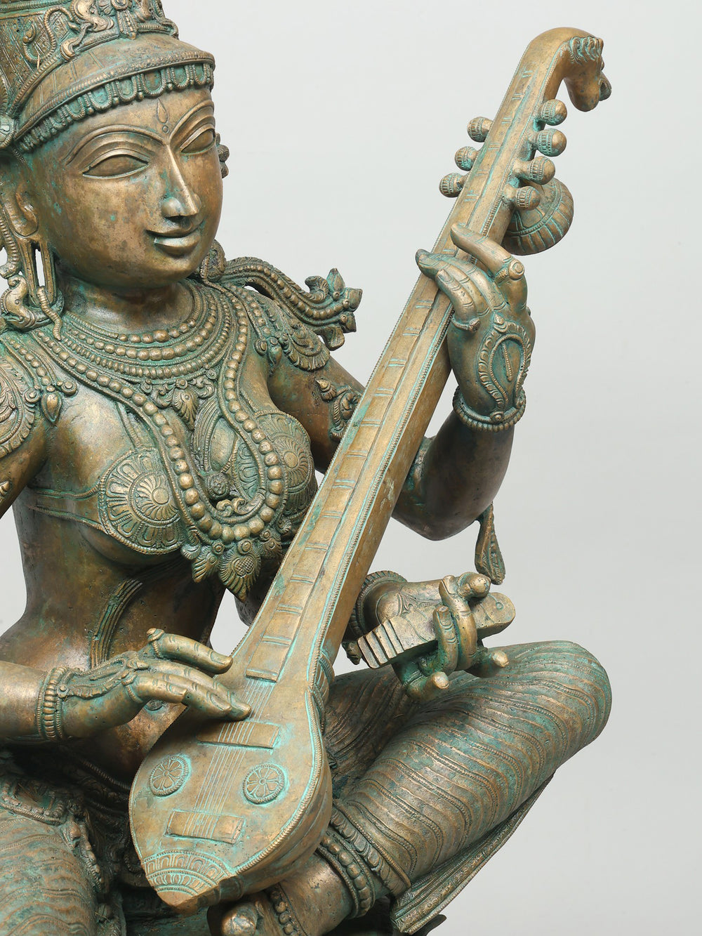 Seated Saraswati with Veena and Rosary in Bronze – Swamimalai, Tamil Nadu