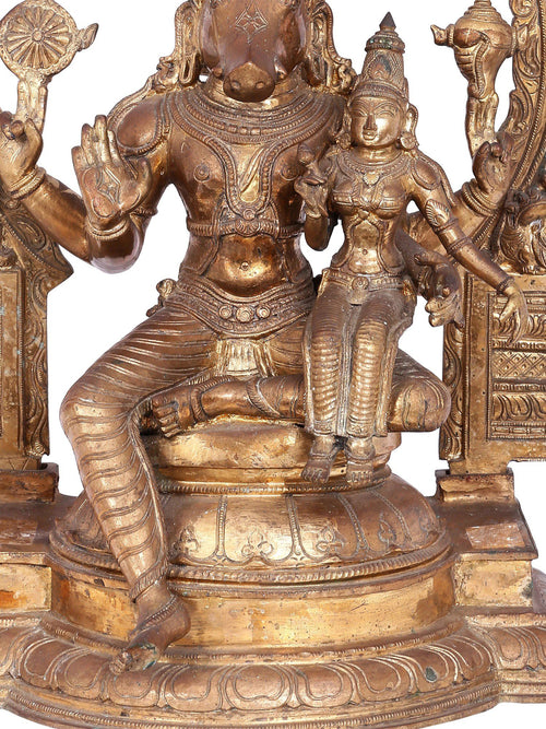 Lakshmi Varaha Seated on Throne with Kirtimukha Prabhavali in Panchaloha Bronze – Swamimalai, Tamil Nadu