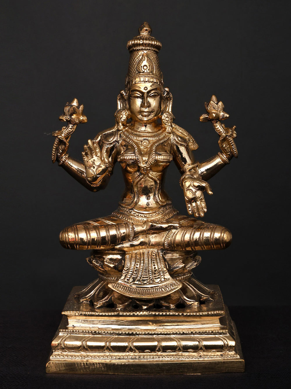 Ashtalakshmi Set of Eight Forms of Lakshmi in Panchaloha Bronze – Swamimalai, Tamil Nadu