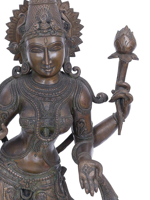 Four-Armed Lakshmi Standing on Double Lotus in Panchaloha Bronze – Swamimalai, Tamil Nadu