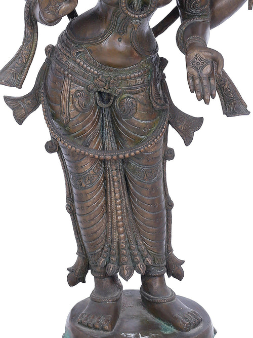 Four-Armed Lakshmi Standing on Double Lotus in Panchaloha Bronze – Swamimalai, Tamil Nadu